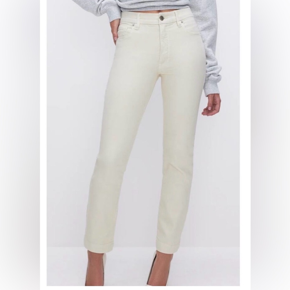 Good American Off-White High Rise Classic Straight Leg Jeans Size 14 - Picture 1 of 7